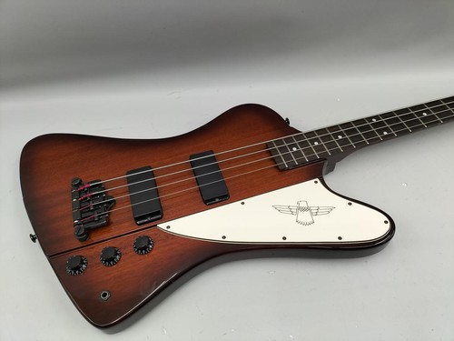 Guitare basse électrique