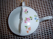 Ancien Canard, biberon de malade tasse à bec PORCELAINE  fleurs 15 cm
