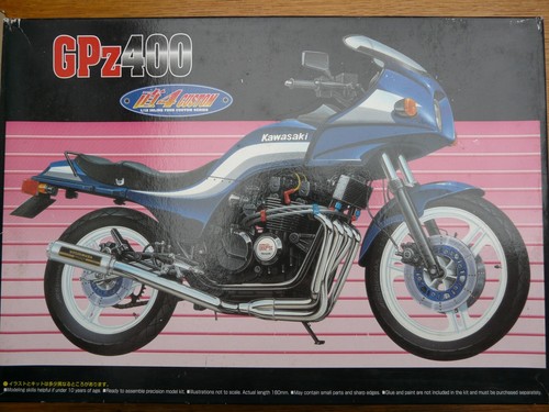Maquette moto aoshima ref - maquette,