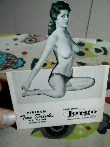 Curiosa strip tease largo - strip-tease,