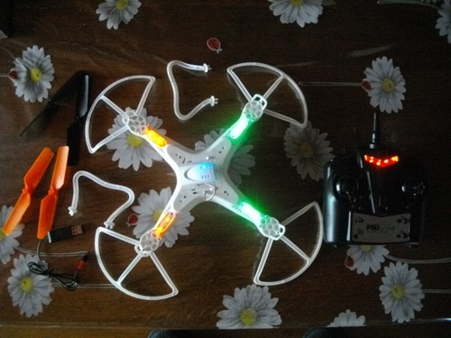 Drone avec caméra - drone, odyssey
