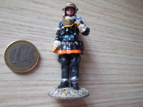 Figurine plomb sapeur pompier - plomb,
