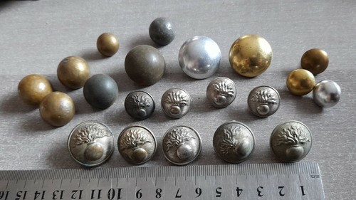 Lot boutons militaires - lot, 21