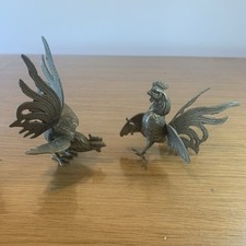 Statuette En Métal De Combat