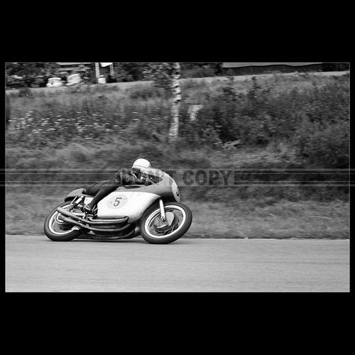Photo 000820 mike hailwood - photo,