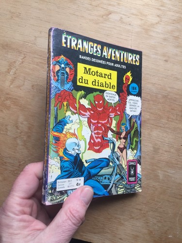 Petit format etranges - petit,