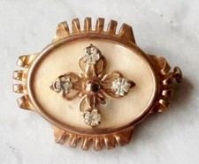 broche ancienne métal léger