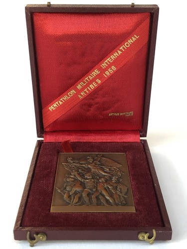 Superbe ancienne MEDAILLE LA
