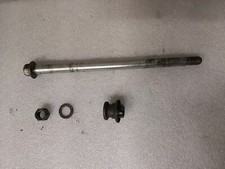 Axe De Roue Avant - YAMAHA 125
