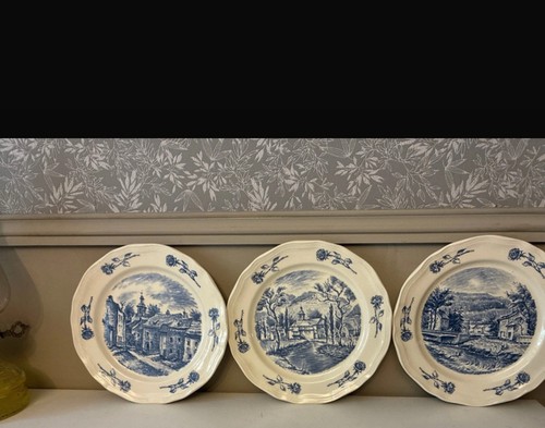 Lot assiettes - 3,