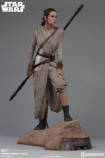 REY Premium Format™ Statue