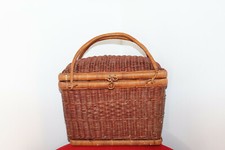 ANCIEN PANIER EN OSIER vintage Pique nique , décoration 
