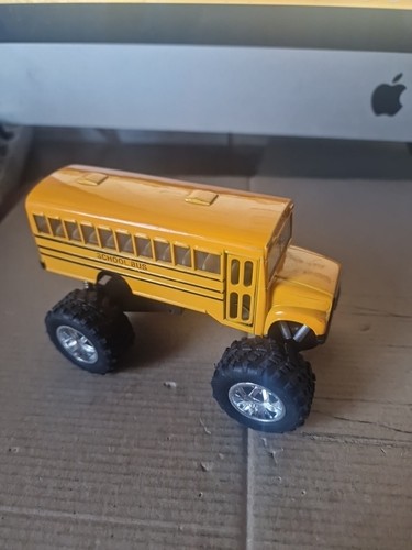 School bus kinsfun - school, a