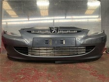 enjoliveur pare-choc avant