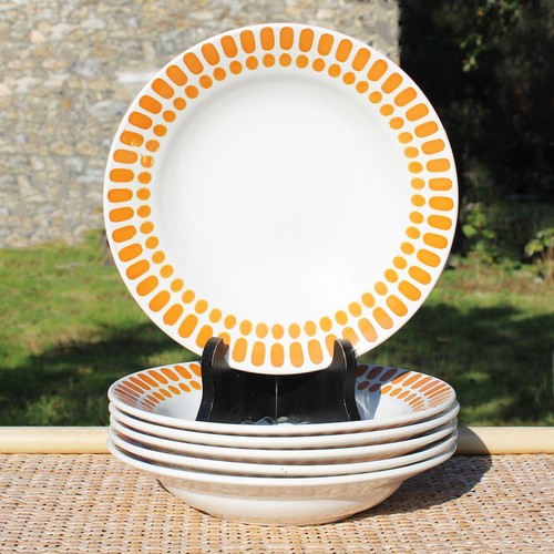 Ensemble assiettes - 6,