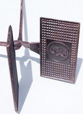 Fer forgé à gaufres - moule gaufrier - gaufrettes bricelets - Napoléon 1er