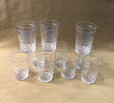 1 verre / gobelet en cristal