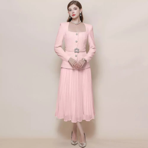 Robe élégante rose avec jupe - Élégante,