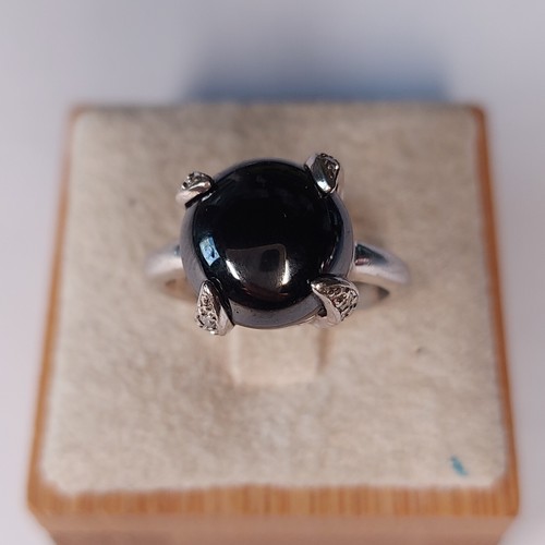 Bague décor pierre hématite