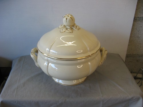 Magnifique soupière ancienne