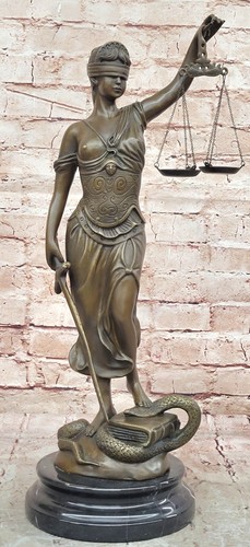 Blind justice law dame echelle - justice,
