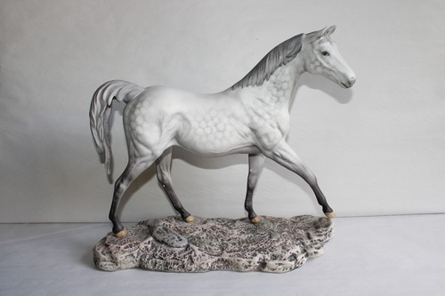 Grande figurine cheval