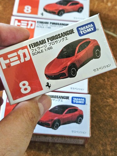 Tomica ferrari purosangue - tomica,