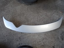 Becquet de hayon pour Laguna II Berline (BG)