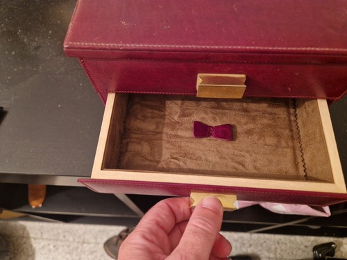 Coffret bijoux ancien - à,