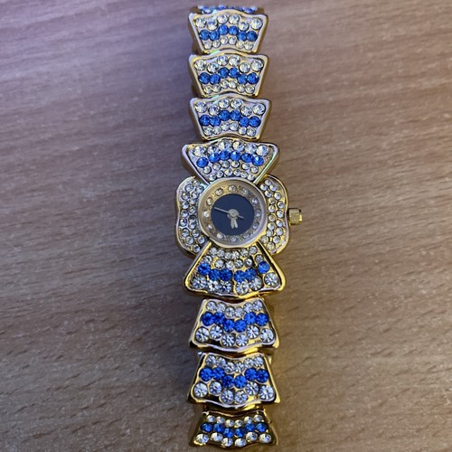 Montre femme papillon doré - montre,