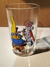 VERRE A MOUTARDE 1968 ASTERIX PANORAMIX AVEC CHAUDRON POTION MAGIQUE   (JARV97)