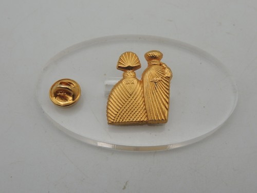 Pin parfum ungaro paris - parfum,