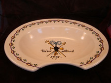Plat a barbe Franc Macon Porcelaine