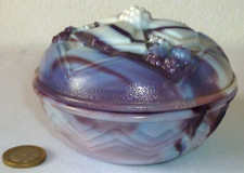 ANCIENNE OPALINE DE FOIRE BONBONNIÈRE ART DÉCO À DÉCOR DE MURES