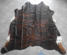 Beau Grand Tapis En Peau De
