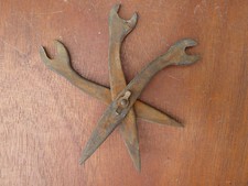 Anciennes clés de garage mécanicien outil ancien outillage déco atelier rétro