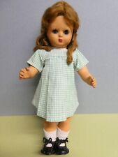 Poupée ancienne: Ravissante