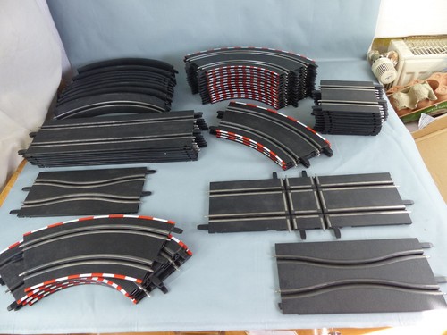 Carrera gros lot 65 rails - 65,
