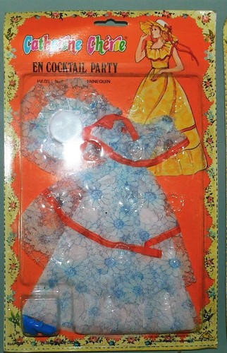 Robe cocktail neuve pour - de,