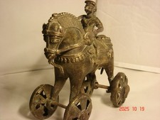 INDE SCULPTURE Cheval et cavalier .Jouet de Temple Bronze et alliage Devotion