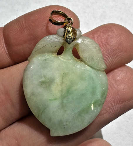 Pendentif pierre jade - de,