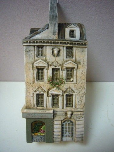 M95 maison miniature - ,
