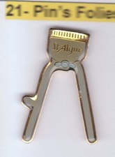 Pinsfolies *** Pin's Arthus Bertrand Epoxy Coiffure St Algue Coiffeur Tondeuse