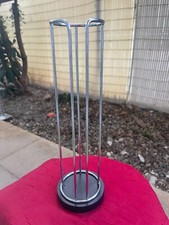 Porte capsule à café en metal.