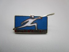 PIN'S GENDARMERIE - cadet de