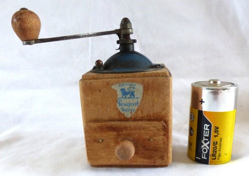 Ancien petit moulin poivre - petit,