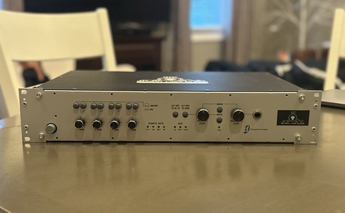 Black lion audio 220 - black,