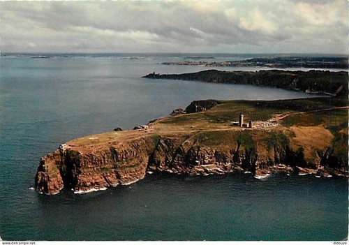 Carte postale le - -,