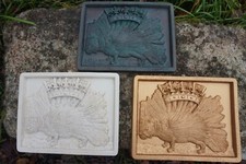 RE0196 A  3  BLASONS  MURAL  PORC EPIC   MEDIEVAL ARMOIRIE  PIERRE RECONSTITUEE