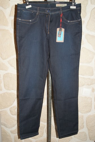 Jeans bleu neuf taille - , 46